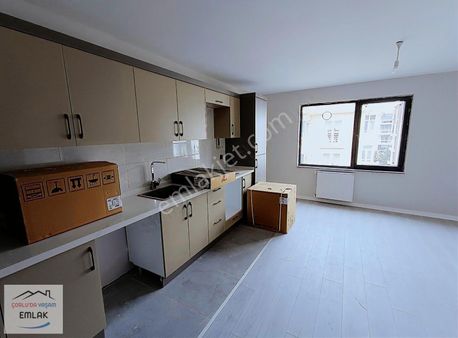 Muhittin Mh. Çetin Emeç Bulvarı Üzerinde Satılık 2+1 Sıfır Daire