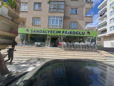 Yunus Emre Caddesinde Kupon İşyeri