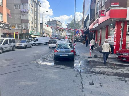 Torunlar Emlaktan 65m2 Çiflik Meydana 2.parsel Satılık Dükkan