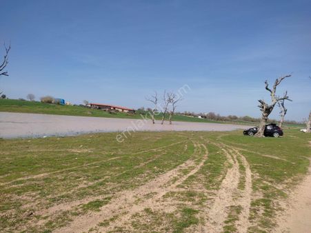 Kırklareli Merkez Karahıdır Mahallesi Göleti Yanında Satılık Bağ Evi Yeri