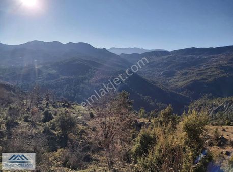 Konyaaltı Üçoluk Köyünde 400 M2 Satılık Villa İmarlı Arsa