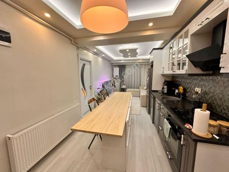 Buca Adatepe'de Satılık 2+1 Daıre