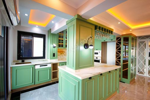 🛑🛑aktiften Sarıkız'da Modern Mimarinin Eşsiz Çizgiler İle Buluştuğu Çift Mutfaklı 5+1 Villa