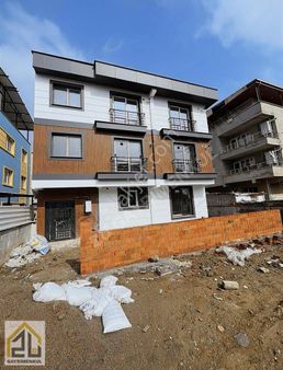 Muradiye De Satılık 1+1