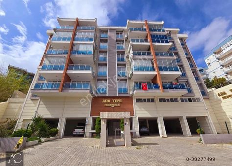 Aclass'dan Kusadasında Satılık Merkezı Konumda Doğalgazlı-full Esyalı Fırsat Daire