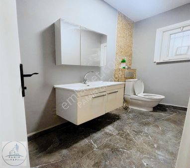 Bahçeşehir 2.kısım Boğazköy'de 7+2 Villa