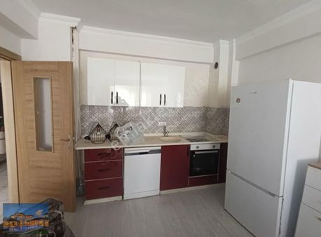Kuşadası Davutlar Merkezde Acil Satılık 3+1 Daire
