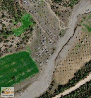 Bilecik Merkez İlçesi Osmangazi Mah Satılık Tarla 3 Dönüm Tarla