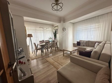 Ünalan Otoparklı İskanlı 3 Cepheli Ferah2+1 Arakat Satılık Daire