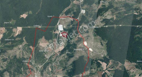 Çiftlik İçin Resmi Yol Cepheli Fırsat Arazi