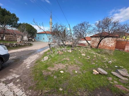 Balıkesir Ayvalık Besiktepe Doga Ve Deniz Manzarası Mahallenin Tam Merkezi