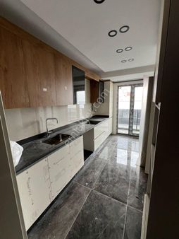 Hürriyet Mahallesinde 3+1 Ara Kat Sıfır Satılık Daire