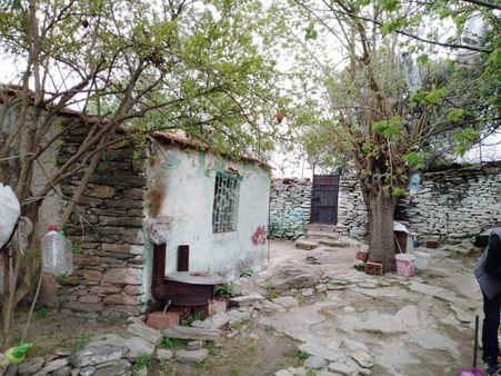 Aydın Söke Burunköyde Satılık Köy Evi