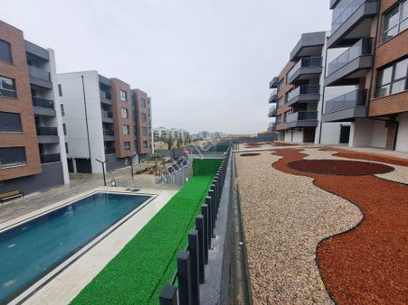 Batıkent, Site İçi, Yüzme Havuzlu, Özel Garajlı, 4+1, Lüks Daire