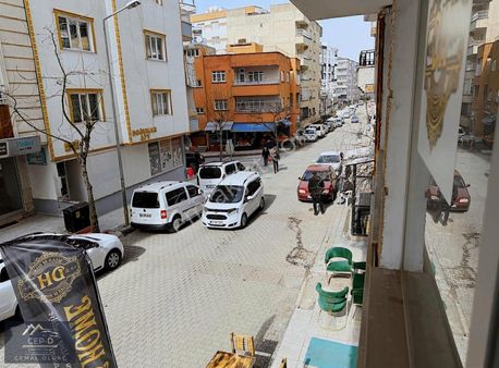 Cep D Gayrimenkulden 3 Katli Dukkan