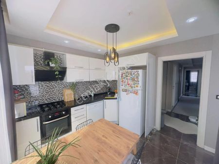 3+1 Site İçerisin De Çb Doğalgazlı Full+ Full Satılık 3850000tl..