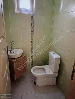 Çayırova İnönü Mahallesi'nde Satılık 3+1 Arakat Daire