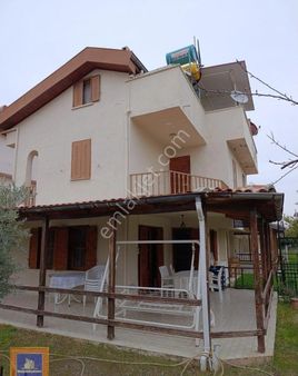 Sahile 350m Mesafede Geniş Bahçeli Tripleks 3+1 Villa