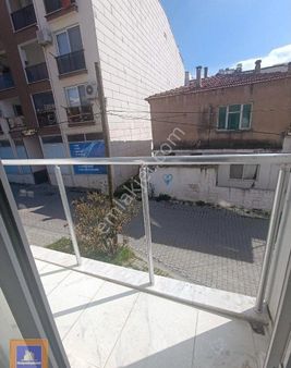 Ön Cephe Merkezi Konumda