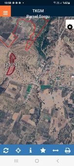 İzmir Bergama Saricalar Köyünde Satlık Müstakil Tapu