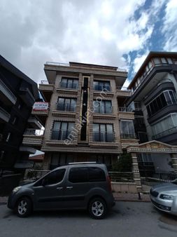 Bağlarbaşı Mah.sefam Emlak'dan 3+1 Yeni Binada