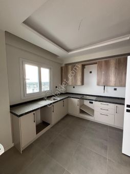 Belediye Civarı Lüks Havuzlu Site İçerisinde Satılık 3+1 Daire