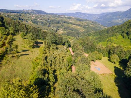 Ordu Akkuş'ta Doğa İçinde 339 M² Köyiçi İmarlı Uygun Fiyatlı