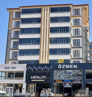 Ataşehir Mahallesinde Satılık Daire