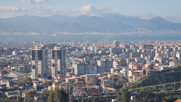 Bayraklık Körfez Evleri Mah Deniz Manzaralı 3 + 1 Satlık Daire