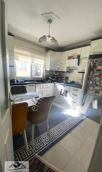 Turgutlu Satılık Cumhuriyet Mah 4+1 Oda +3. Son Kat 180m2 Bürüt 140m2 Net Kullanım Alanı Doğalgazlı