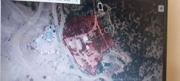 Erdemli Sorgunda Göl/doğa Manzaralı Turizm İmarlı Tesis