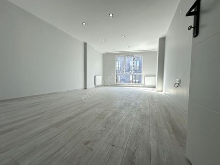 Sinop İnşaattan Gümüşpala Merkez Camii Yakını Satılık 2+1 Arakat