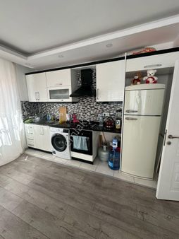 Kızıltoprak Tahtakale Yakını 2+1 Eşyalı Giriş Katta Daire