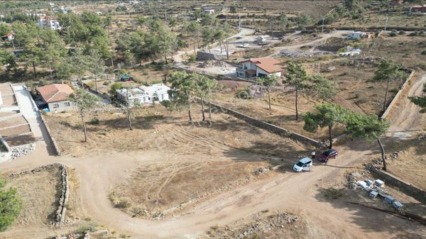 Muğla Milas Beyciler'de 6 Villa İçin Uygun 2942m² Arsa