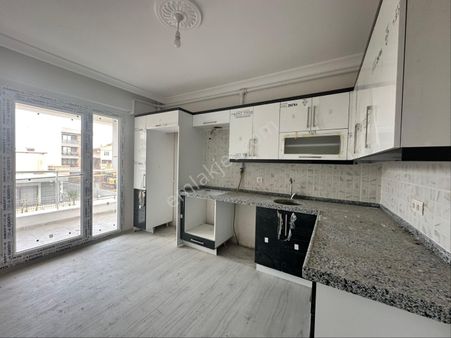 Atatürk Mahallesi 2+1 Ara Kat Daire