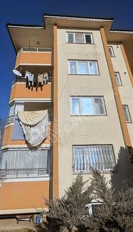 Yakamoz Gayrimenkulden Kılavuz Tokide Satılık 2+1 Daire