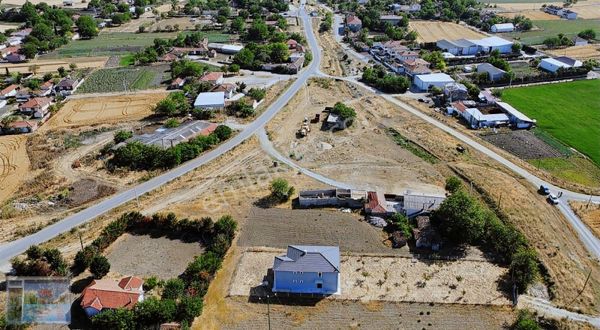 Kadıköy Mahallesinde 471 M2 İmarlı Arsa