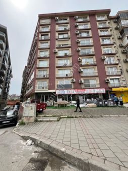 İzmir Karşıyaka Anadolu Caddesi Üzerinde 3+1 Satılık Daire