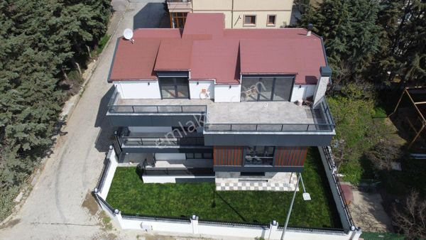 Wisrem Gayrimenkulden Silivri Selimpaşa Merkezde Villa