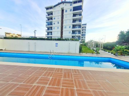 Manavgat Merkezinde Site İcerisinde Lüks Daire