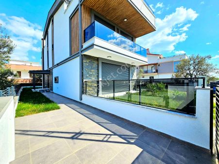 ▶ ▶akçay Körfez'den Deniz Ve Doğa Manzaralı Sıfır Satılık 3+1 Villa