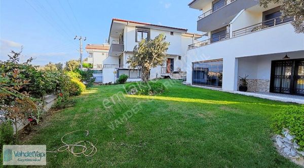 Vahdet'ten Denize 100mt Muhteşem Manzaralı 4+1 Villa!!!