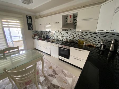 Akhisar Efem Gayrimenkulden Hürriyette Satılık 5+1 Dubleks Daire!!!