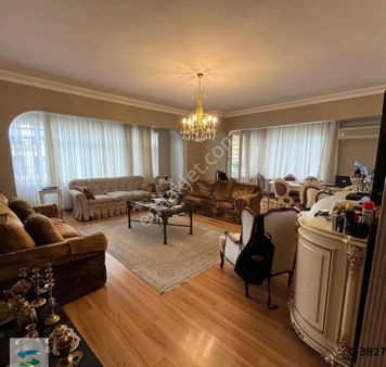 Yeşilköy Yeşilyurt Arasında 4+1 Satılık Yüksek Giriş Daire