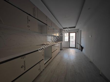 Başak'ta Gazi Göbeğe Yakın Asansörlü 300 M2 Satılık 6+1 Dubleks !!