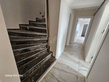 Göçmen Gayrimenkul'den Yeşil Mah.3+1 Sıfır Satılık Daire