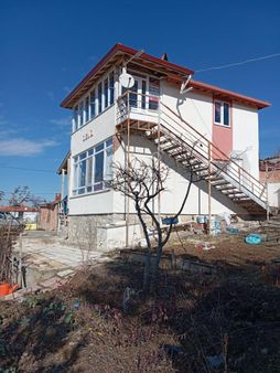 Arkadaş Emlaktan Kazıklı Kaya Köyünde 500 M2 Satılık Hobi Bahçesi