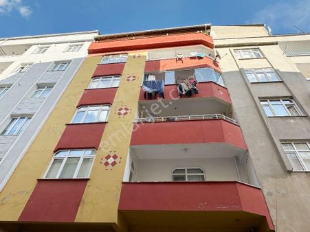 Çobançeşmede Medipol Hastanesi Yakını 2+1 Satılık Çatı Katı