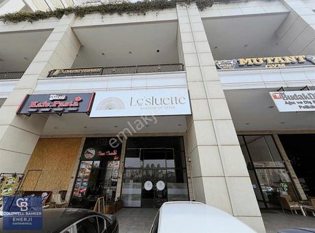 Bahçeşehir 1. Kısım Kiralık 330 M2 Dükkan & Mağaza Merkezi Konum