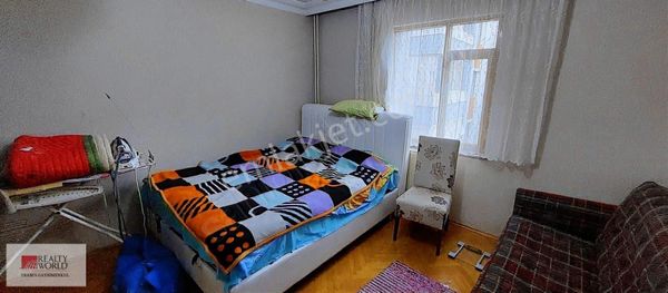 İzmit Şirintepe Mahallesinde 3+1 140 M2 Lüx Fırsat Daire